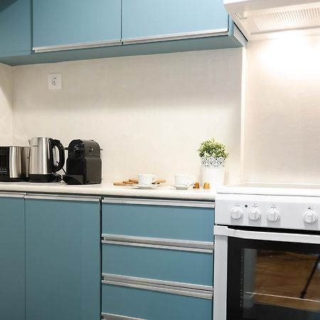 Apartamento Modern Downtown Flat Near The Acropolis By Upstreet Atenas Exterior foto